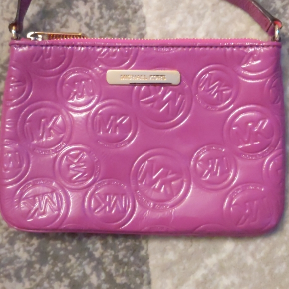 Authentic Michael Kors Crossbody Bag - Picture 2 of 3